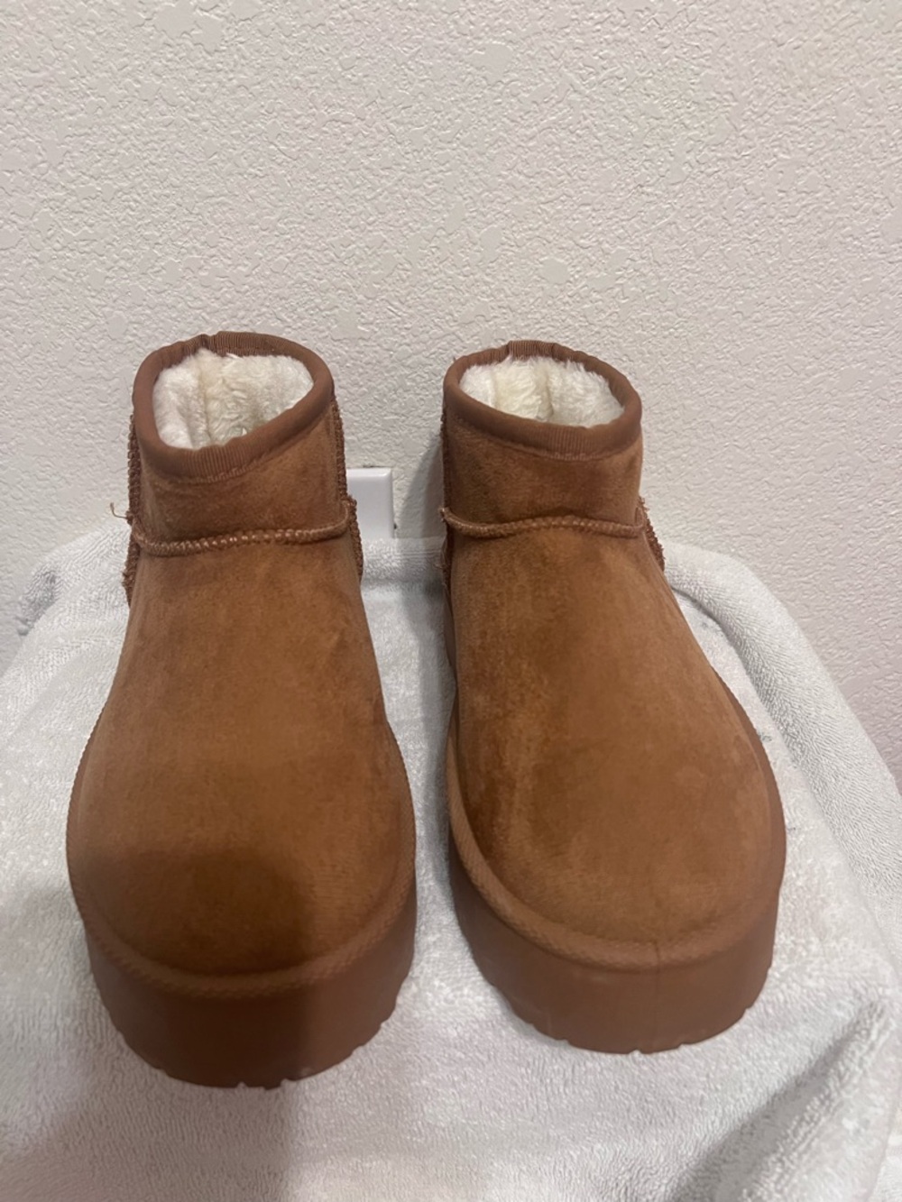 Kids Cozy Suede Slip-On Boots in Chestnut